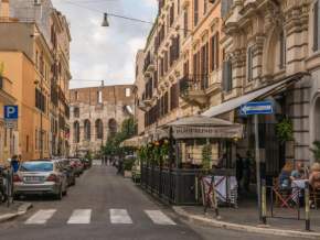 Отель Elena al Colosseo  Рим
